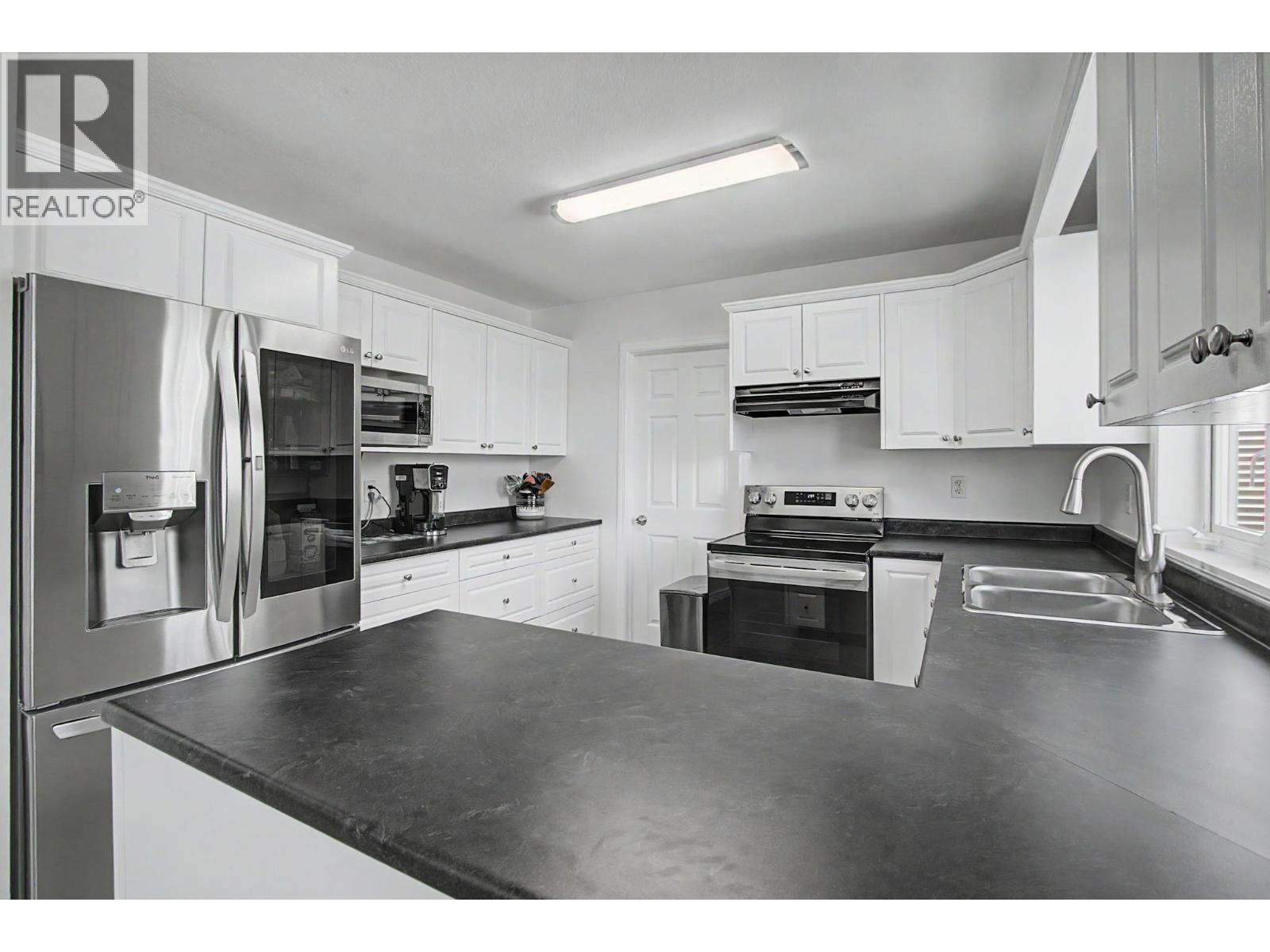 5958 Kovachich Drive, Prince George, British Columbia  V2N 6S9 - Photo 9 - R3122205