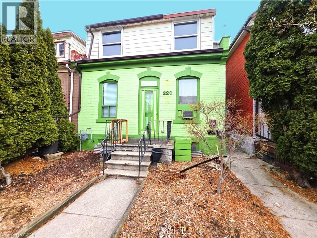 220 Emerald Street N, Hamilton, Ontario  L8L 5K8 - Photo 2 - 40798621