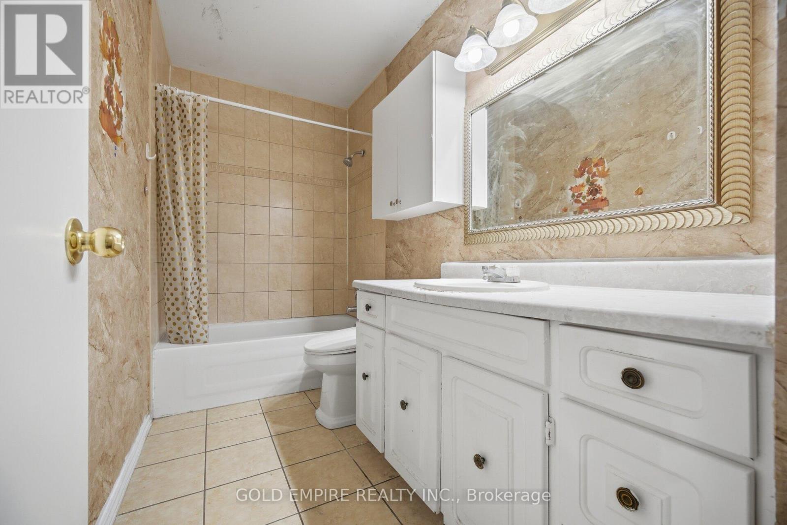 42 Flamingo Crescent, Brampton, Ontario  L6T 2G5 - Photo 19 - W13113928