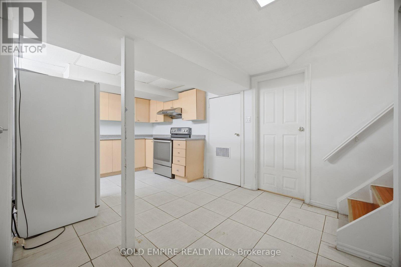 42 Flamingo Crescent, Brampton, Ontario  L6T 2G5 - Photo 30 - W13113928
