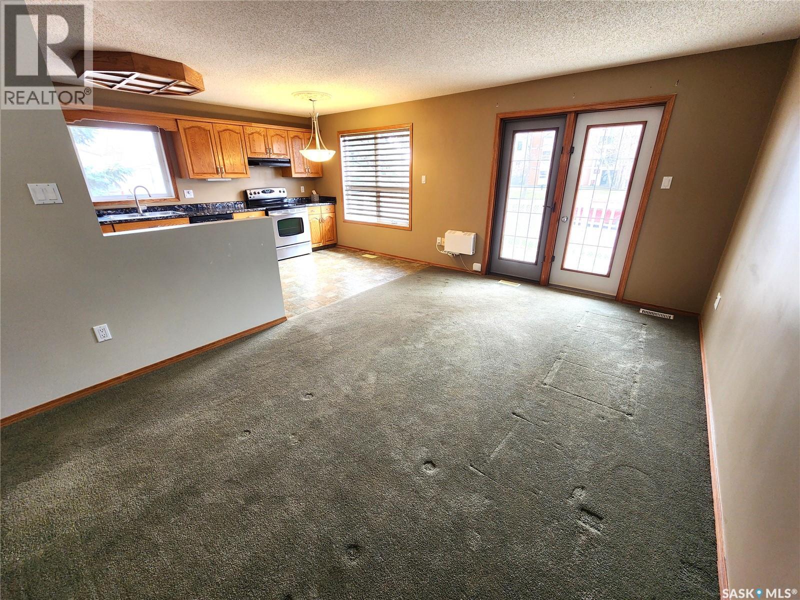 101 12 Cundall Drive, Estevan, Saskatchewan  S4A 1T1 - Photo 28 - SK035654