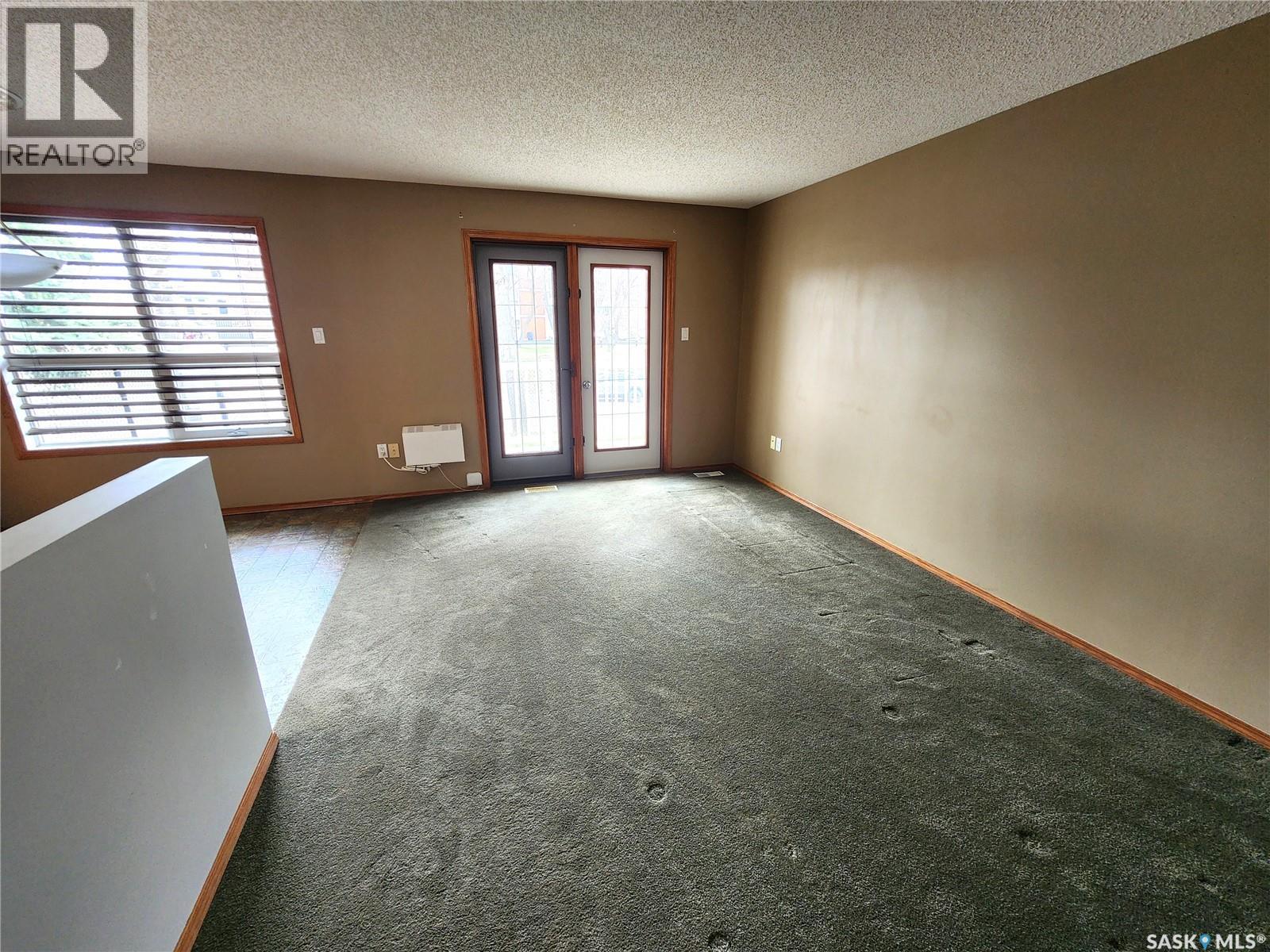 101 12 Cundall Drive, Estevan, Saskatchewan  S4A 1T1 - Photo 30 - SK035654