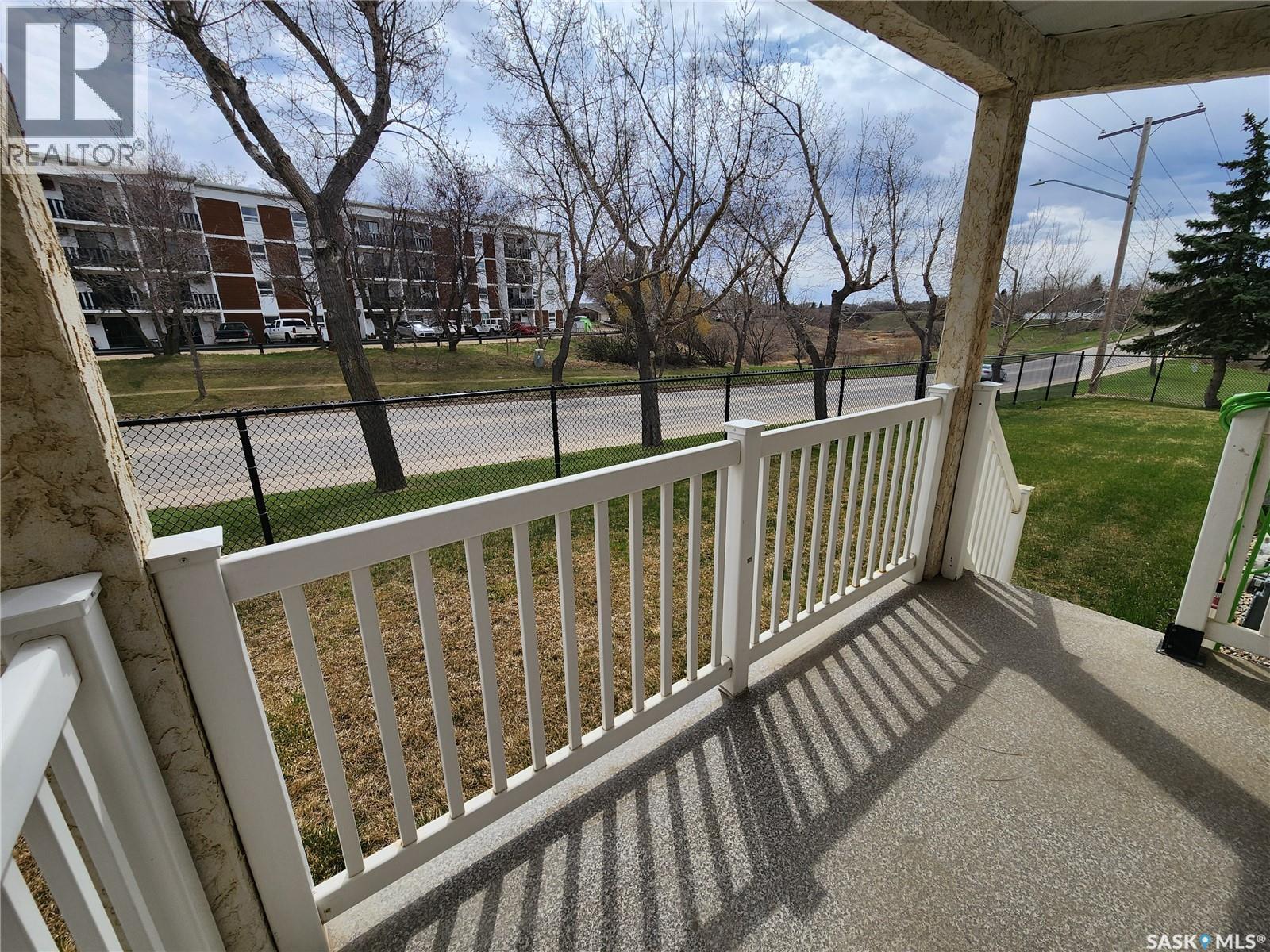 101 12 Cundall Drive, Estevan, Saskatchewan  S4A 1T1 - Photo 32 - SK035654