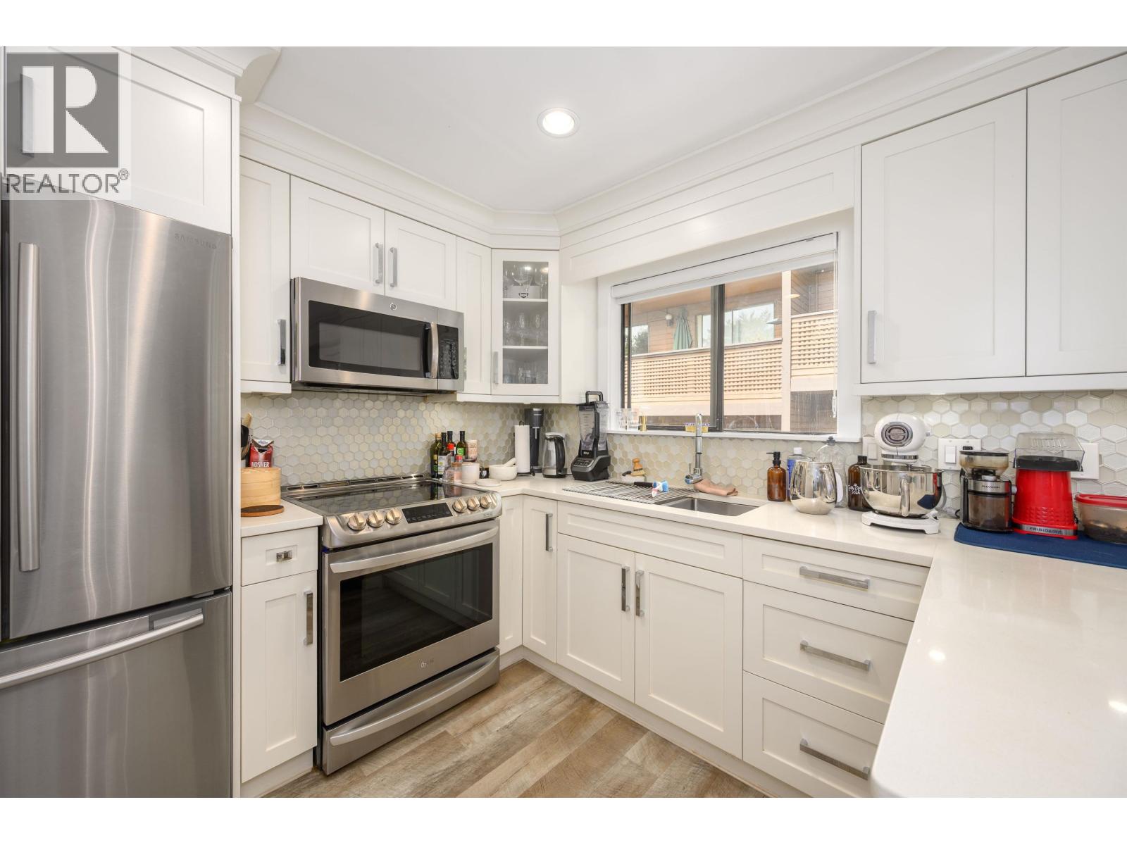 3201 Lonsdale Avenue, North Vancouver, British Columbia  V7N 4G8 - Photo 18 - R3122295