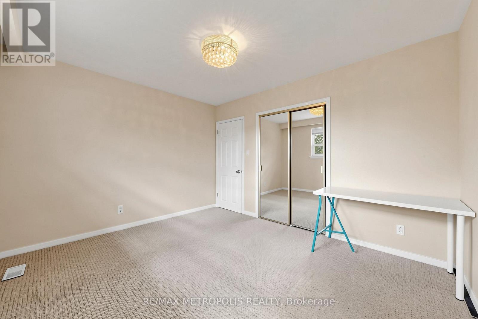 51 Greyabbey Trail, Toronto, Ontario  M1E 1V8 - Photo 17 - E13113966