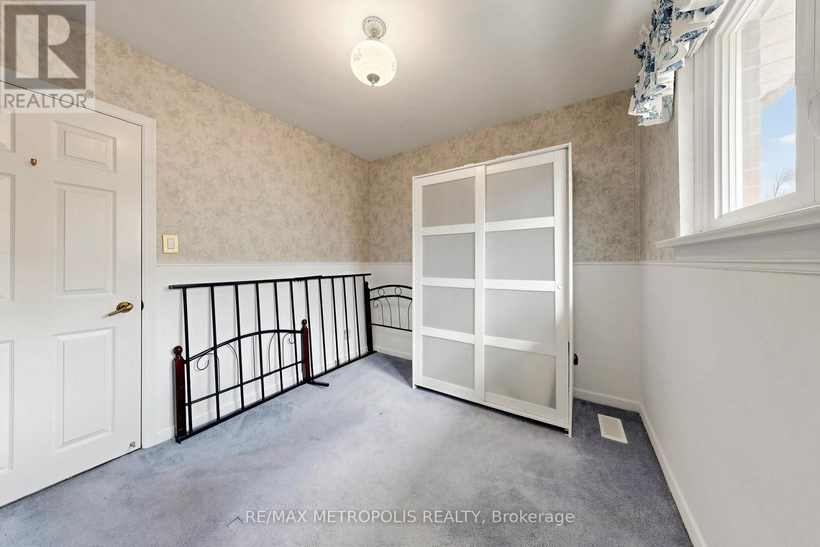 51 Greyabbey Trail, Toronto, Ontario  M1E 1V8 - Photo 23 - E13113966