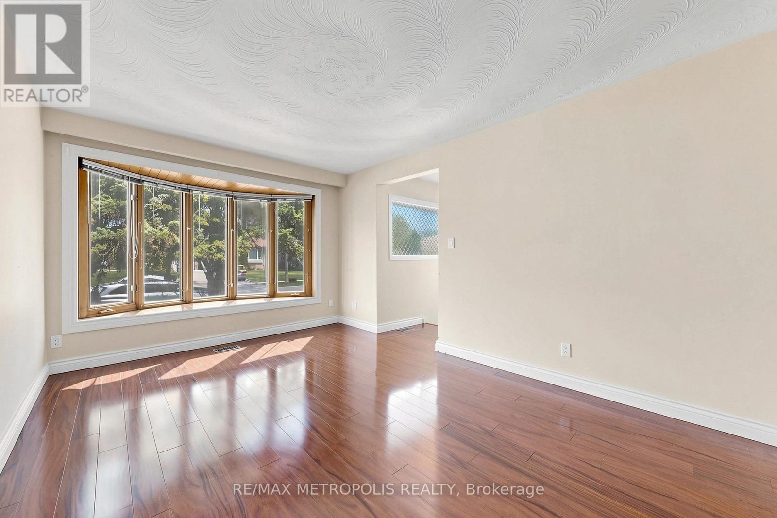 51 Greyabbey Trail, Toronto, Ontario  M1E 1V8 - Photo 6 - E13113966