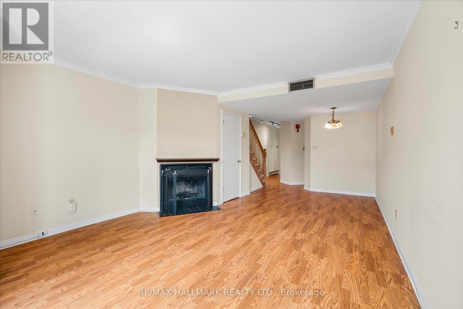 1 - 122 Glen Manor Drive, Toronto, Ontario  M4E 2X6 - Photo 16 - E13113972