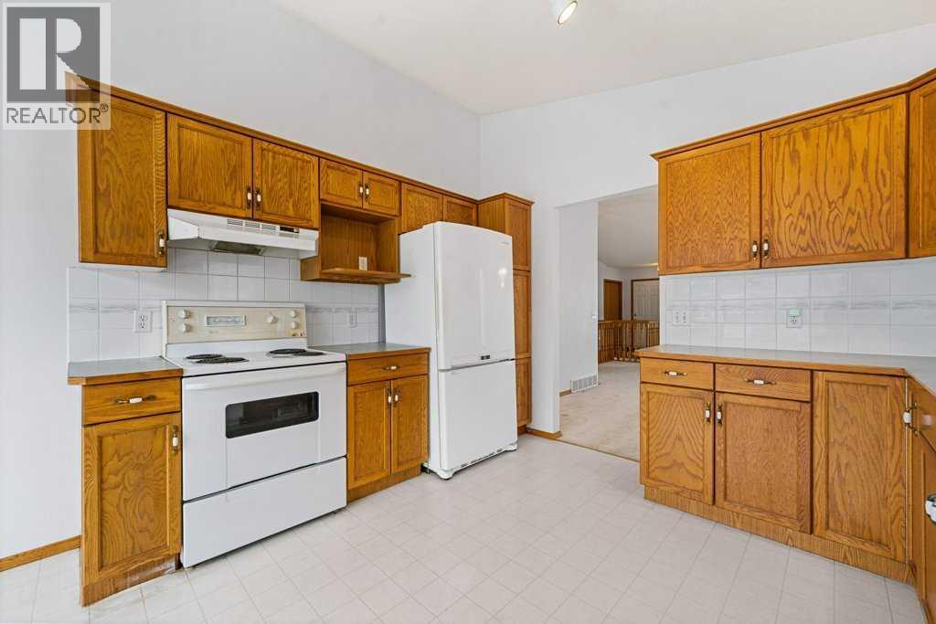 9119 Scurfield Drive Nw, Calgary, Alberta  T3L 1X7 - Photo 21 - A2293959