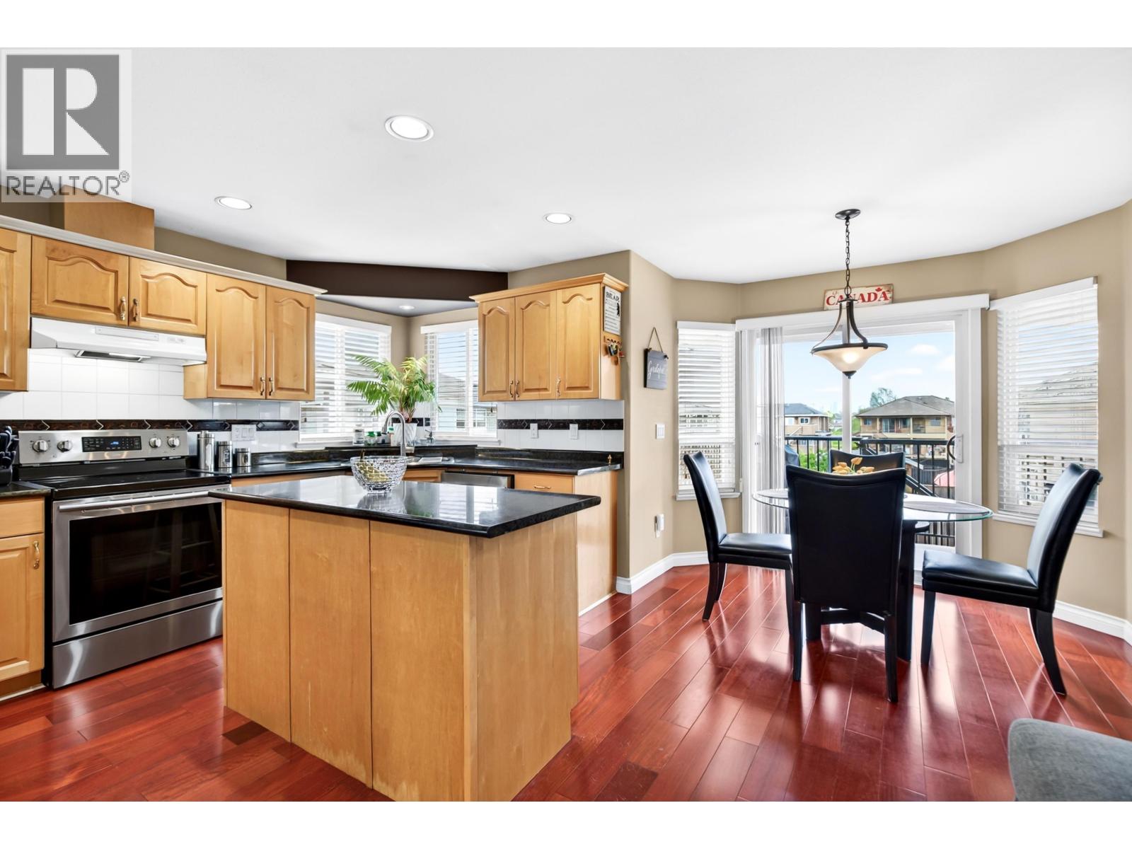 231 Suzuki Street, New Westminster, British Columbia  V3M 6X2 - Photo 11 - R3122270