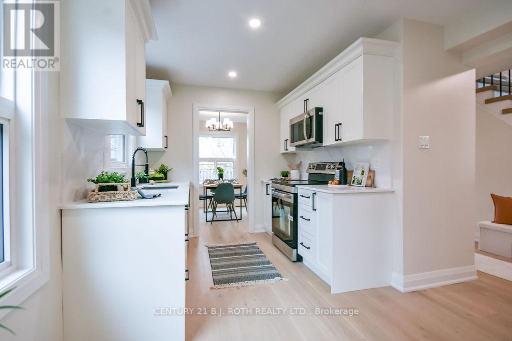 20 Hadden Crescent, Barrie, Ontario  L4M 6G6 - Photo 12 - S13093686
