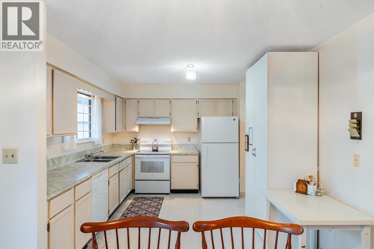 1632 Como Lake Avenue, Coquitlam, British Columbia  V3J 3P6 - Photo 10 - R3122317