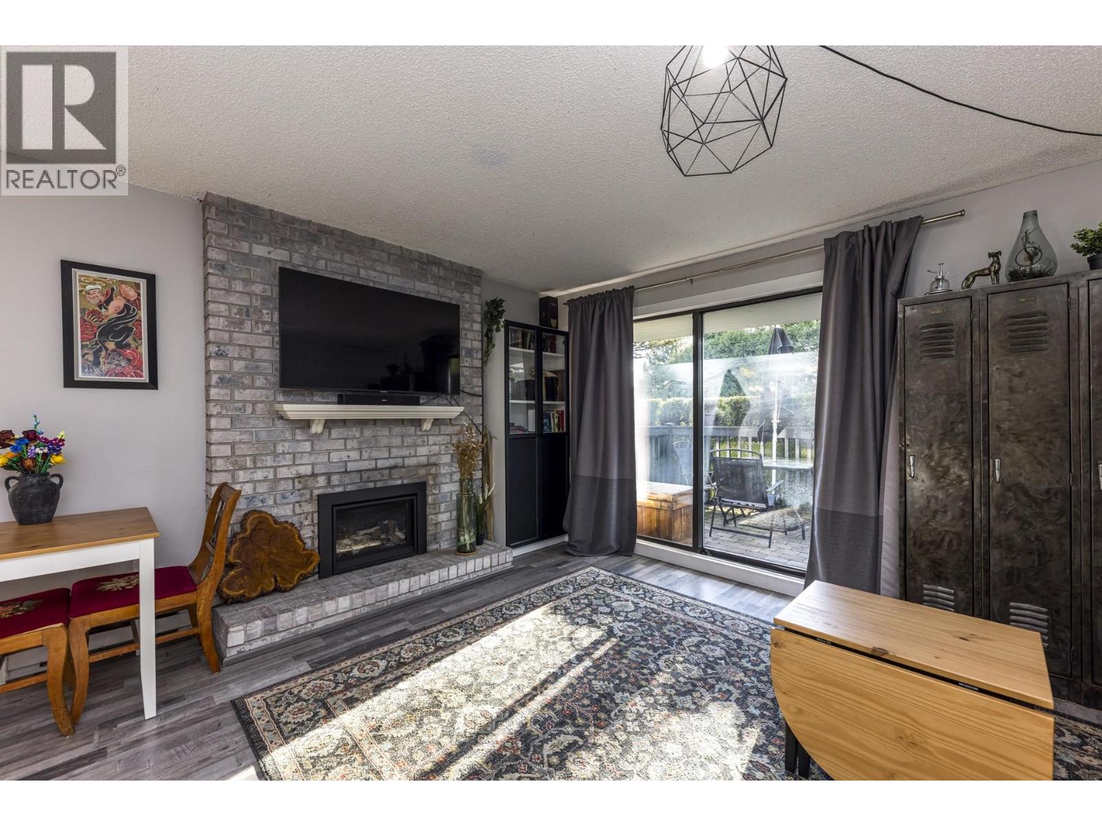 3132 Lonsdale Avenue, North Vancouver, British Columbia  V7N 3J8 - Photo 4 - R3122255