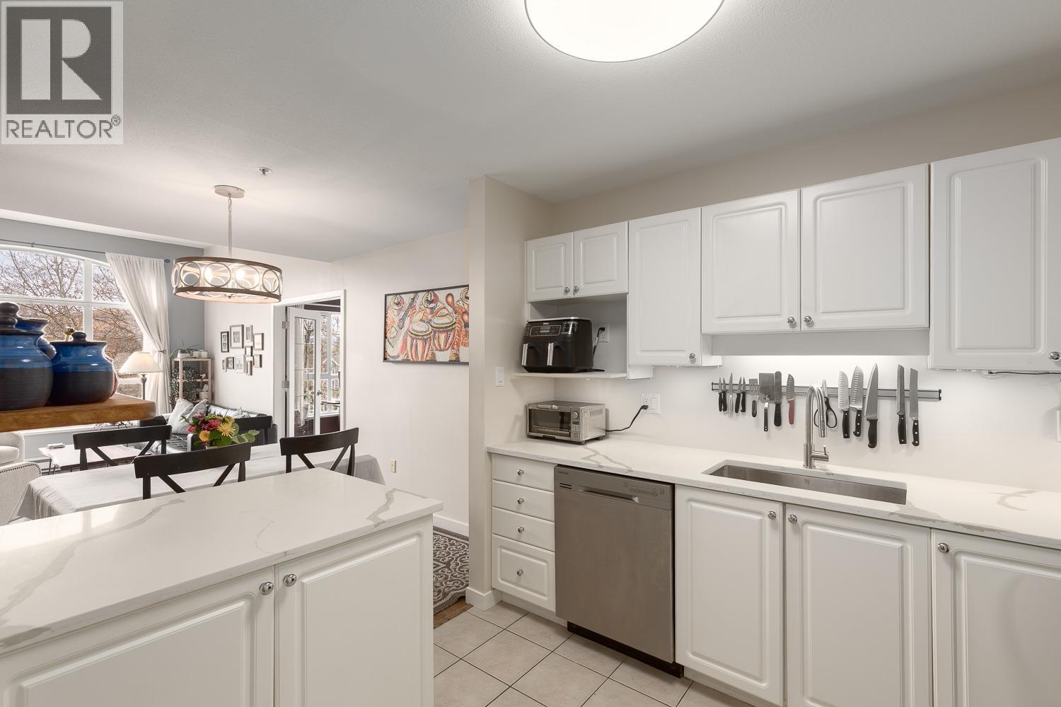 402 2559 Parkview Lane, Port Coquitlam, British Columbia  V3C 6M1 - Photo 10 - R3098646