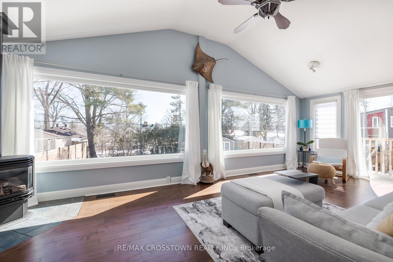 11 Castle Drive, Barrie (Sunnidale), Ontario  L4N 1P7 - Photo 13 - S13113952