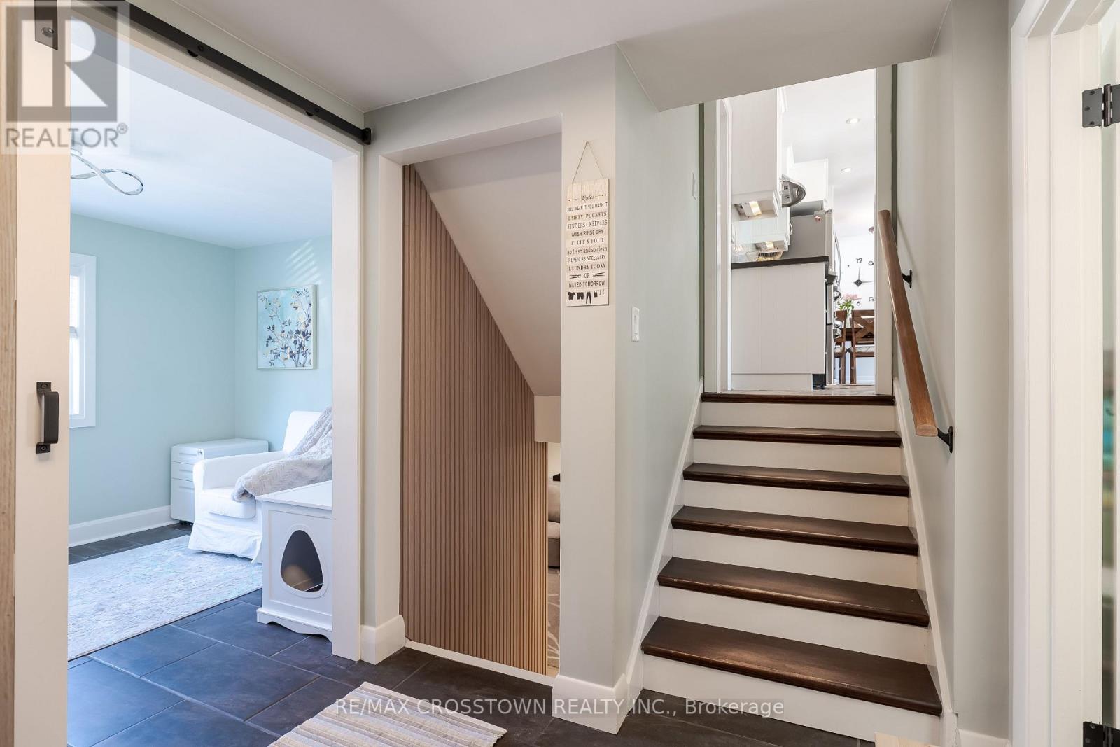 11 Castle Drive, Barrie (Sunnidale), Ontario  L4N 1P7 - Photo 23 - S13113952