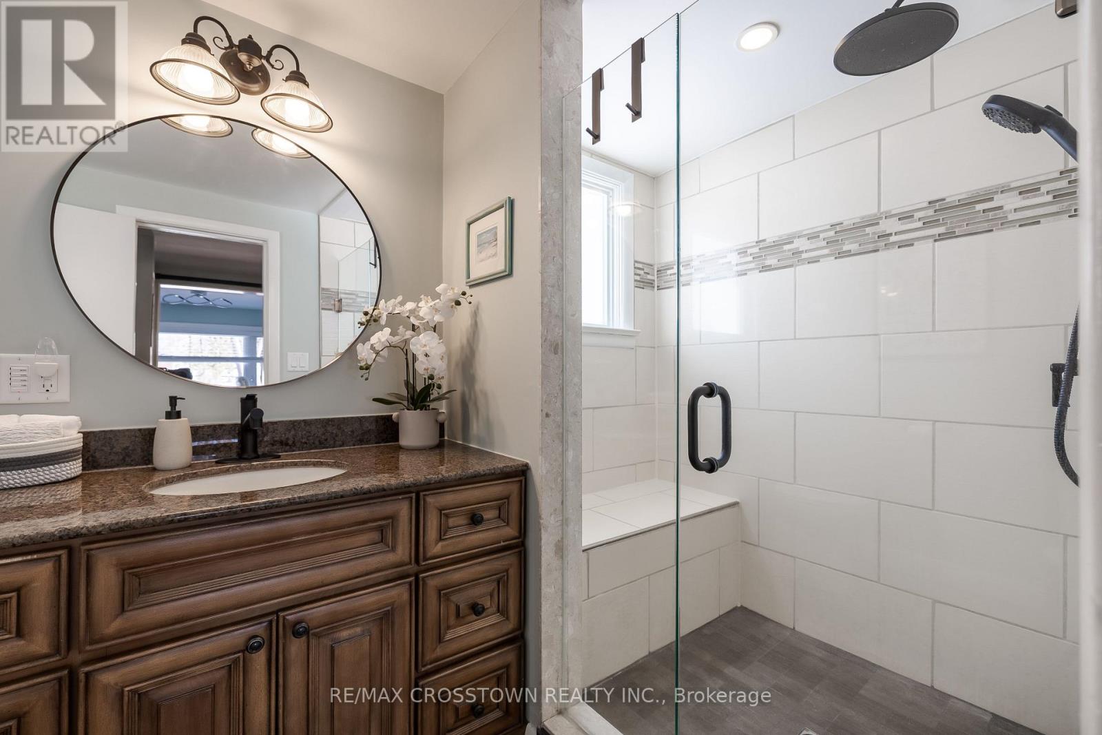 11 Castle Drive, Barrie (Sunnidale), Ontario  L4N 1P7 - Photo 24 - S13113952