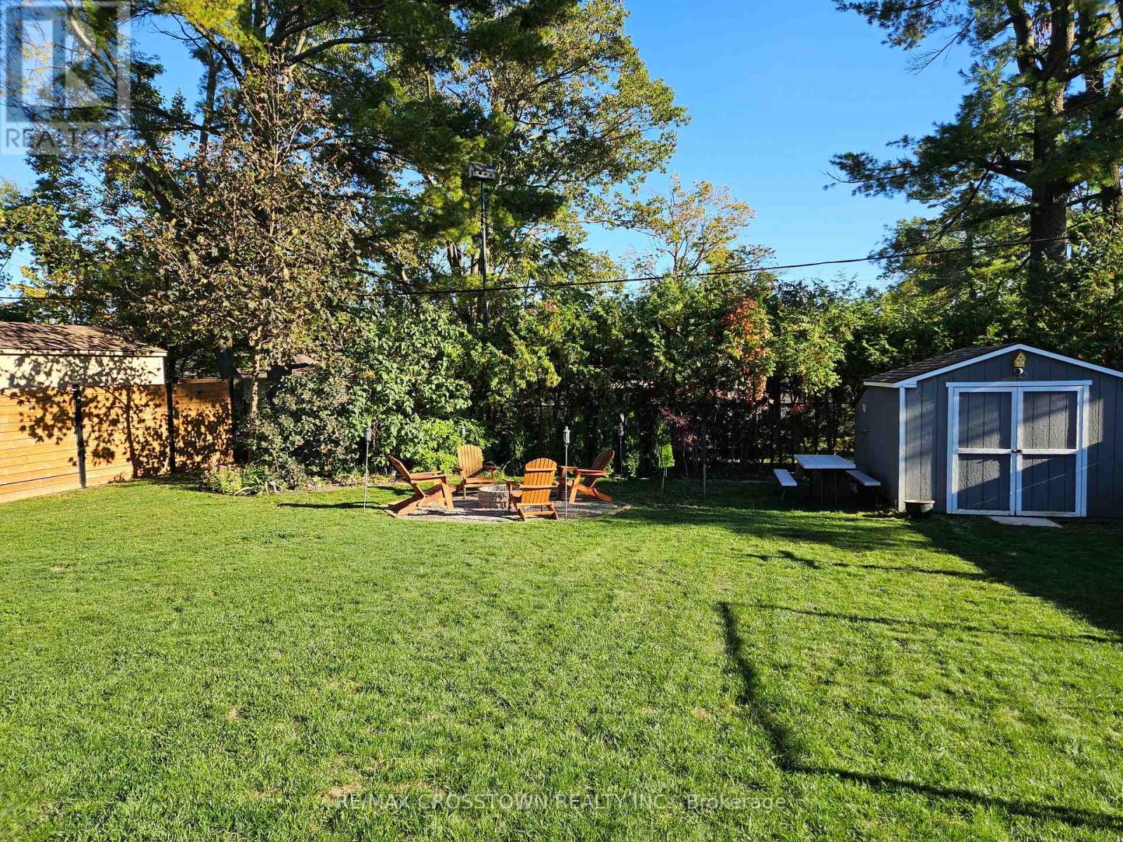 11 Castle Drive, Barrie (Sunnidale), Ontario  L4N 1P7 - Photo 36 - S13113952