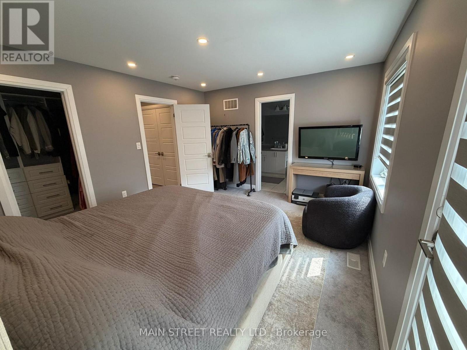 9 Vaudeville Drive, Toronto, Ontario  M8W 0B5 - Photo 15 - W13113960