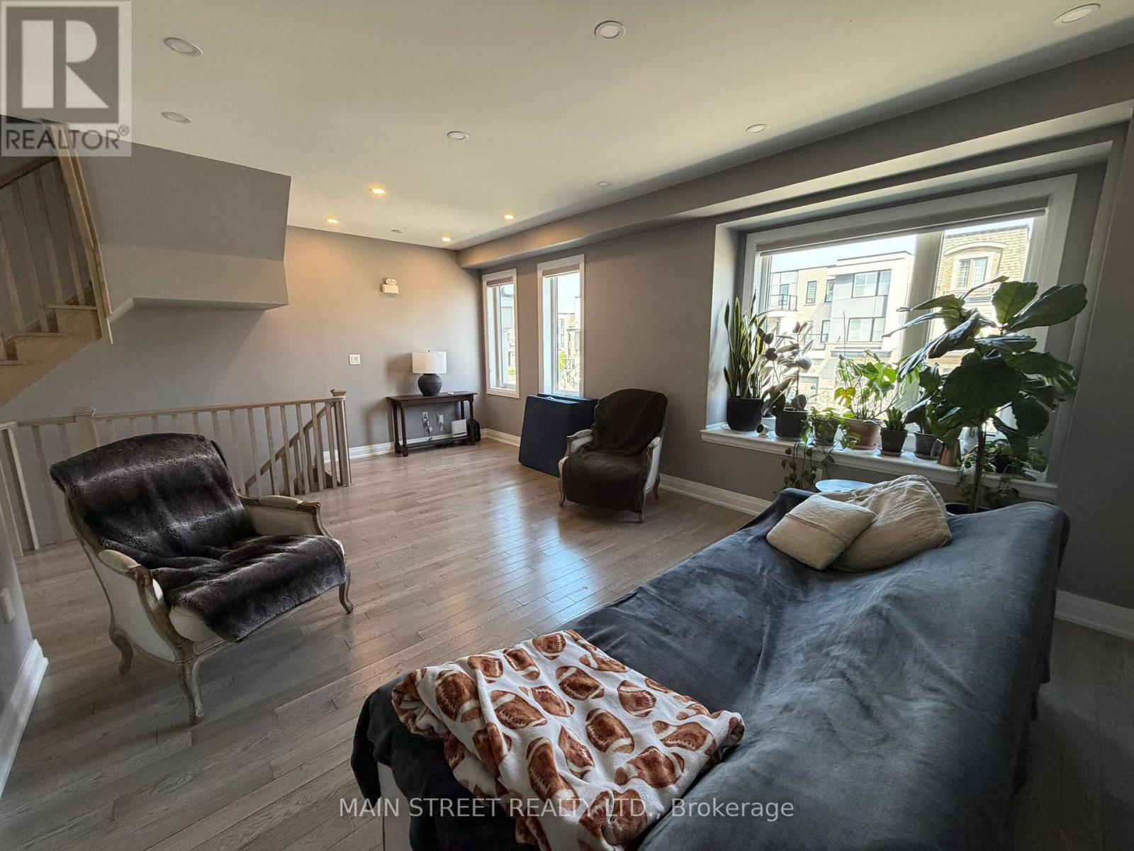 9 Vaudeville Drive, Toronto, Ontario  M8W 0B5 - Photo 7 - W13113960