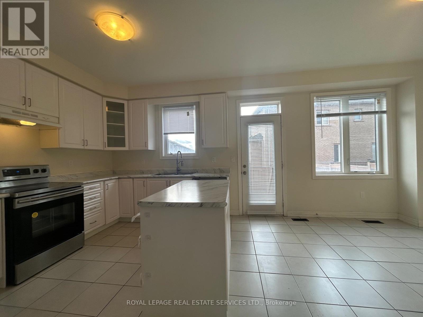 3068 Eight Line, Oakville, Ontario  L6H 0S6 - Photo 10 - W13113976