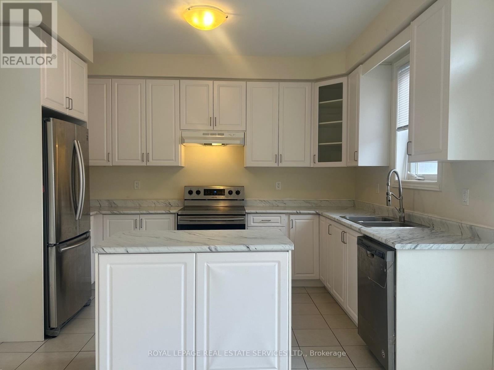 3068 Eight Line, Oakville, Ontario  L6H 0S6 - Photo 9 - W13113976