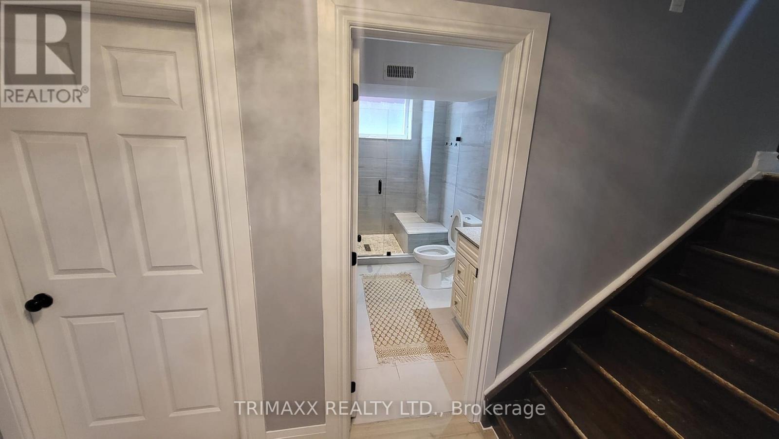 Bsmt - 19 St Andrews Boulevard, Toronto, Ontario  M9R 1V9 - Photo 11 - W13113984