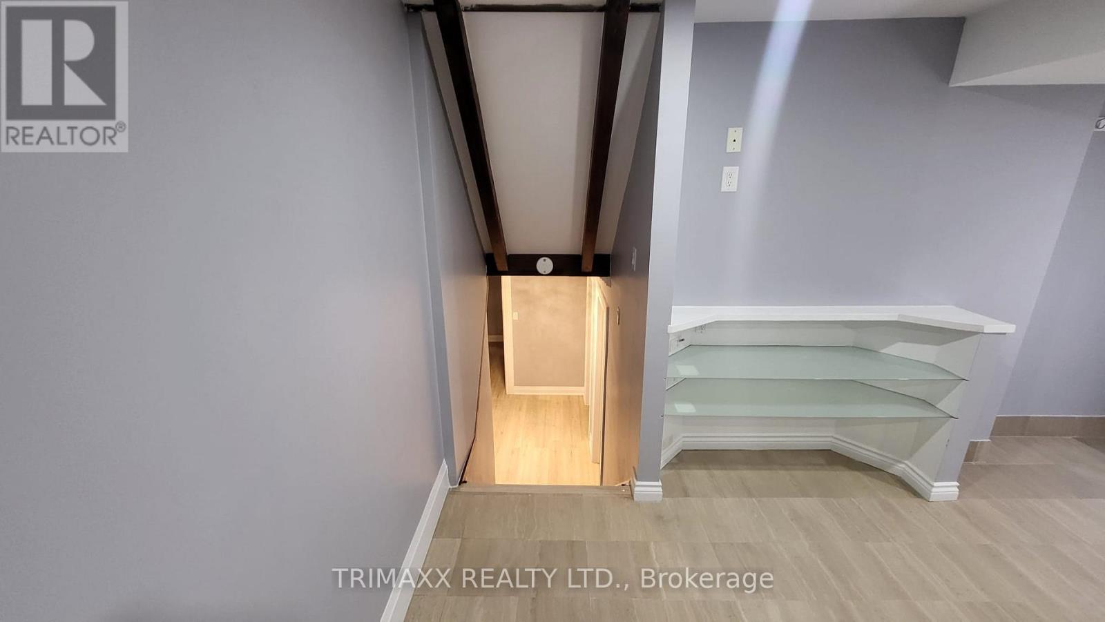 Bsmt - 19 St Andrews Boulevard, Toronto, Ontario  M9R 1V9 - Photo 16 - W13113984