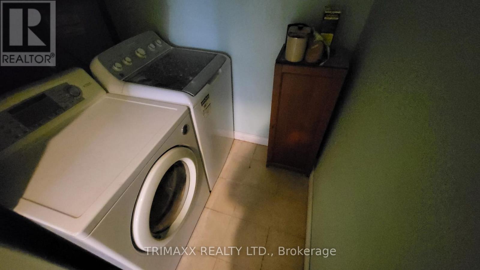 Bsmt - 19 St Andrews Boulevard, Toronto, Ontario  M9R 1V9 - Photo 28 - W13113984