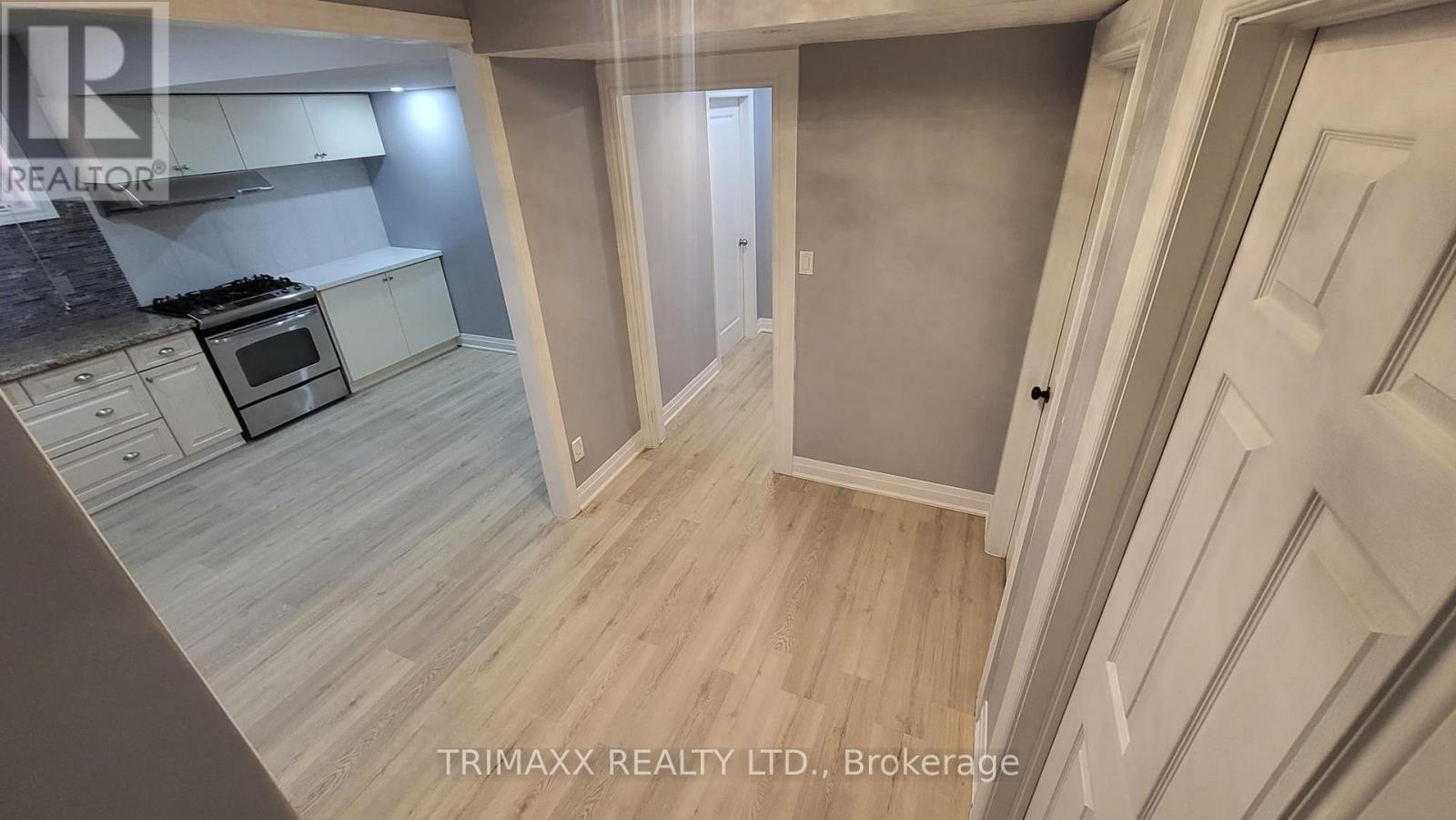 Bsmt - 19 St Andrews Boulevard, Toronto, Ontario  M9R 1V9 - Photo 6 - W13113984