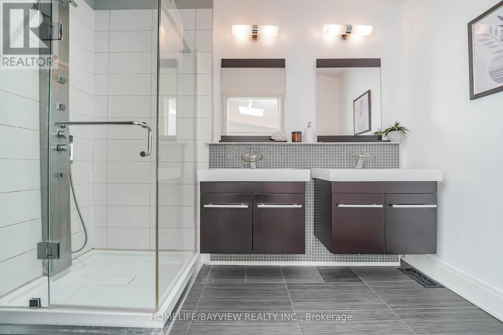 14 Easton Road, Toronto, Ontario  M2N 2L3 - Photo 19 - C13109220