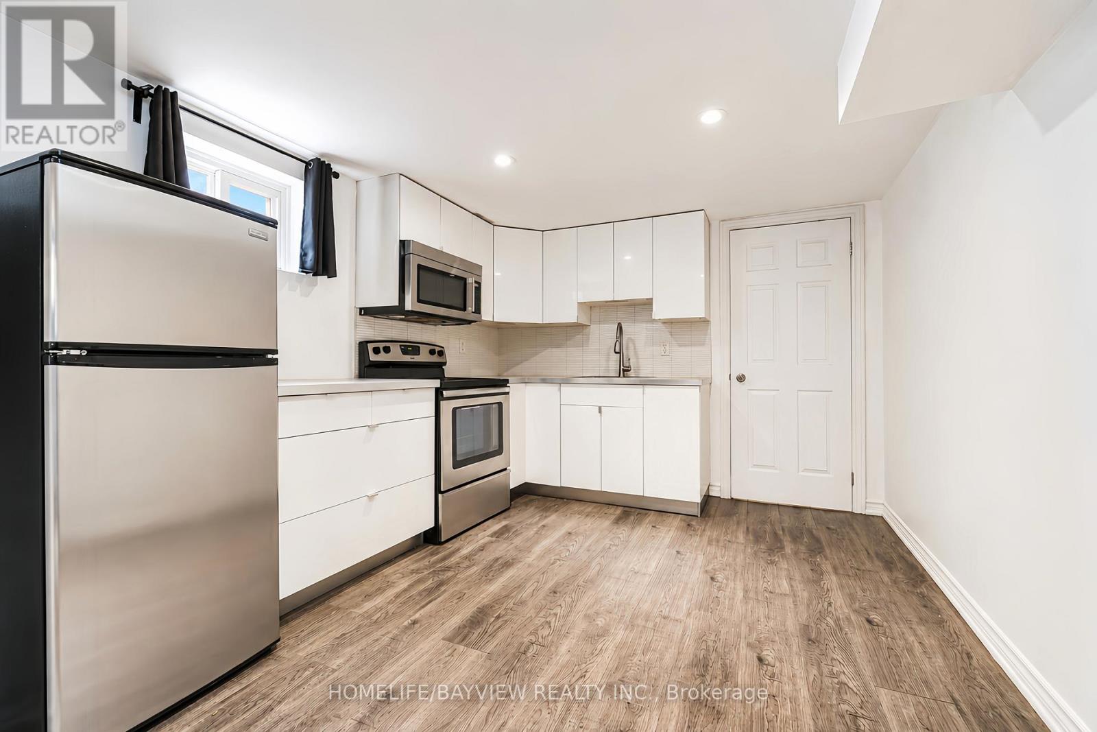 14 Easton Road, Toronto, Ontario  M2N 2L3 - Photo 34 - C13109220