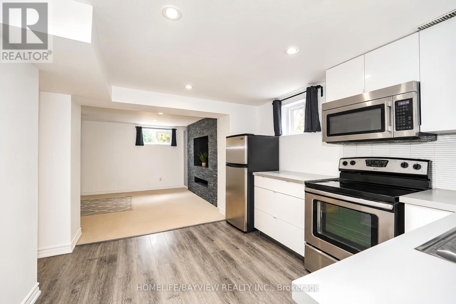 14 Easton Road, Toronto, Ontario  M2N 2L3 - Photo 32 - C13109220