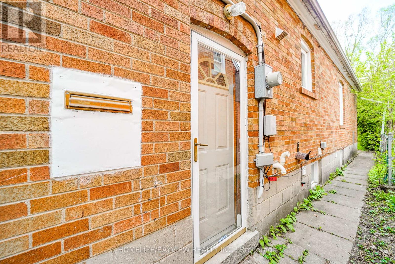 14 Easton Road, Toronto, Ontario  M2N 2L3 - Photo 30 - C13109220