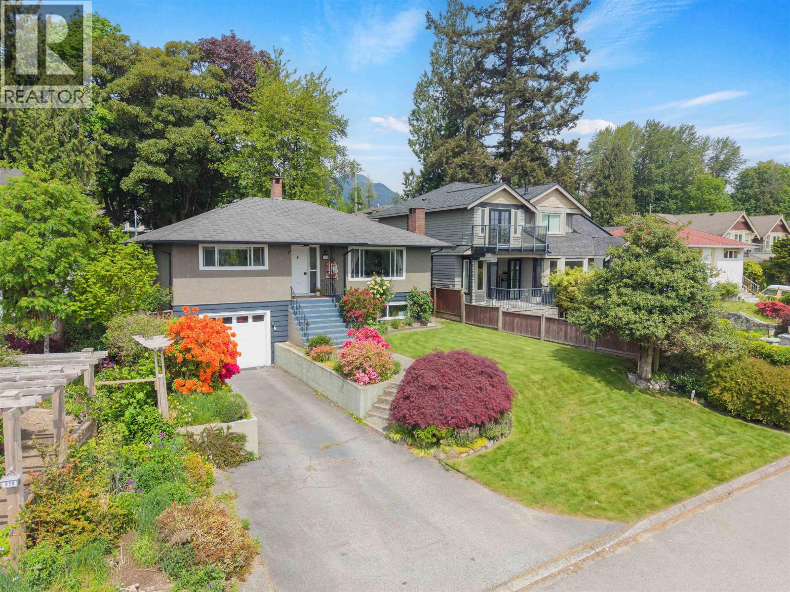 962 Whitchurch Street, North Vancouver, British Columbia  V7L 2A6 - Photo 3 - R3122068