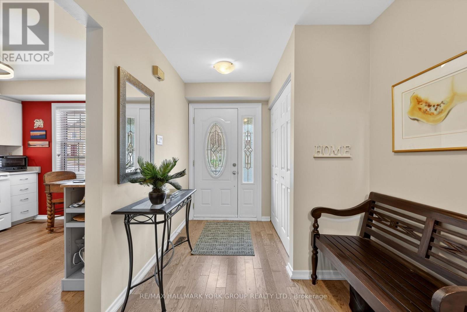 35 Parkland Court, Aurora, Ontario  L4G 3M5 - Photo 4 - N13014616