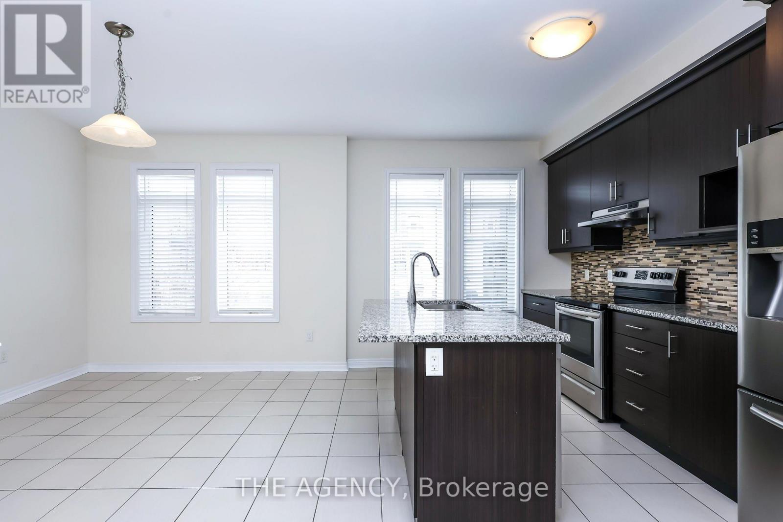 3053 Preserve Drive, Oakville, Ontario  L6M 0W7 - Photo 7 - W13109980