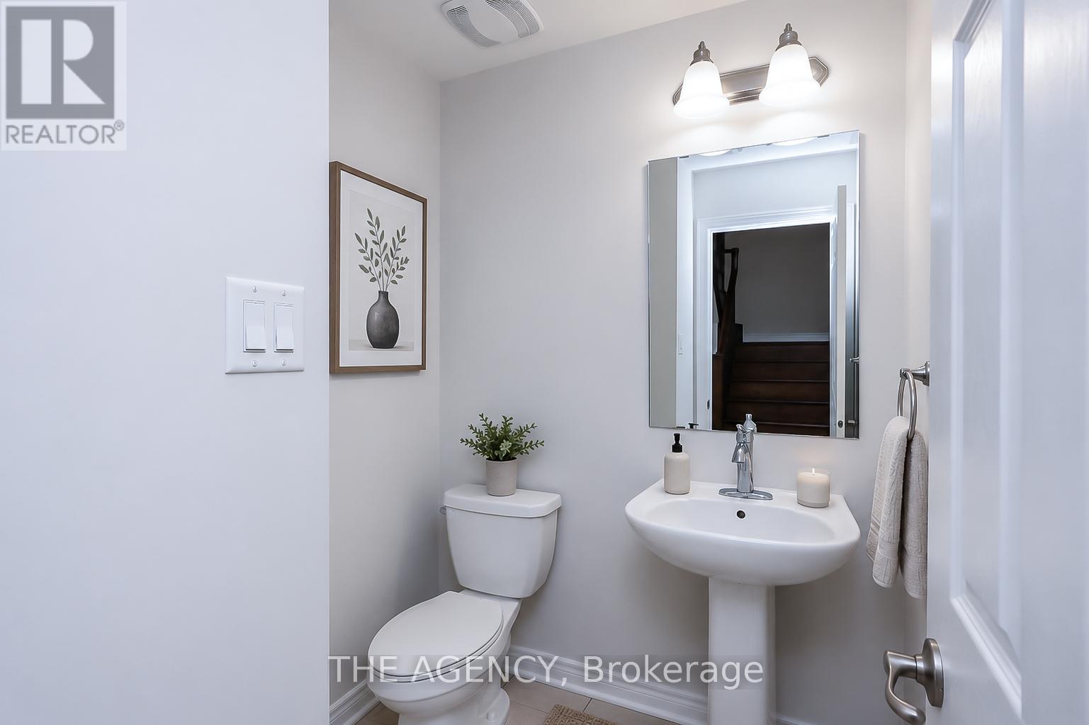 3053 Preserve Drive, Oakville, Ontario  L6M 0W7 - Photo 24 - W13109980