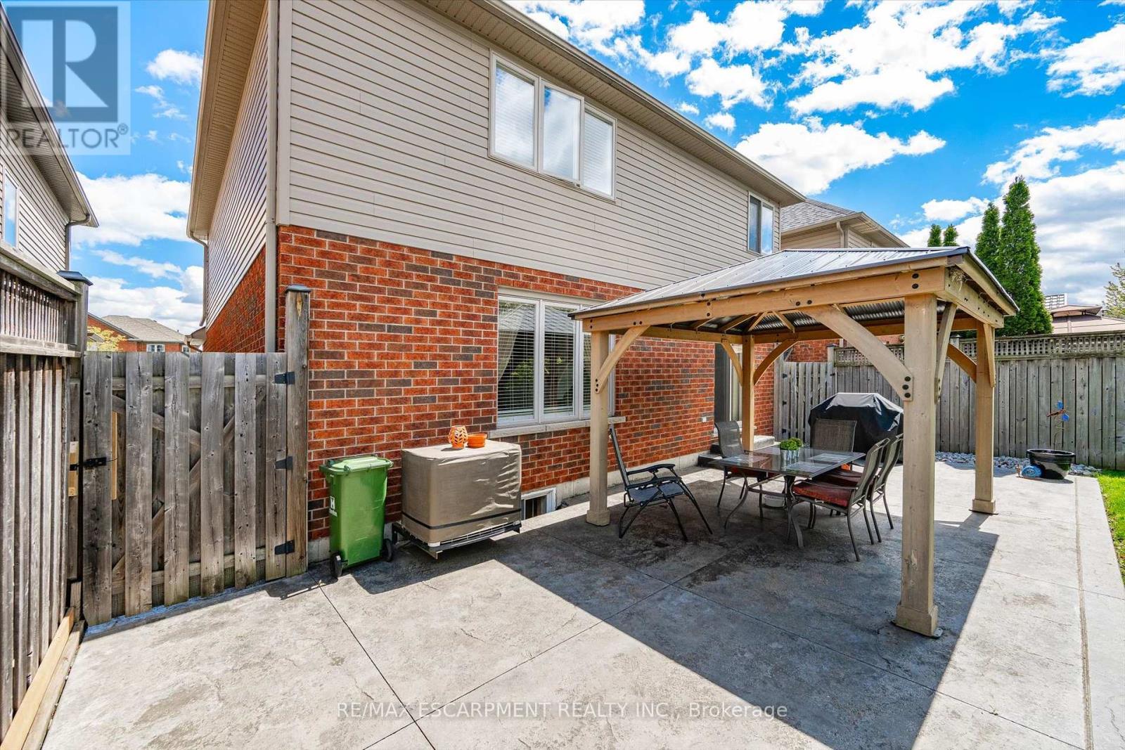 41 Tanglewood Drive, Hamilton, Ontario  L0R 1C0 - Photo 41 - X12780142