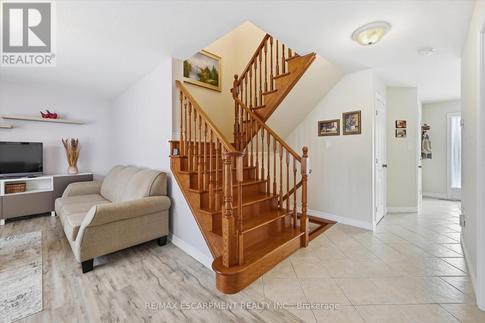 41 Tanglewood Drive, Hamilton, Ontario  L0R 1C0 - Photo 18 - X12780142