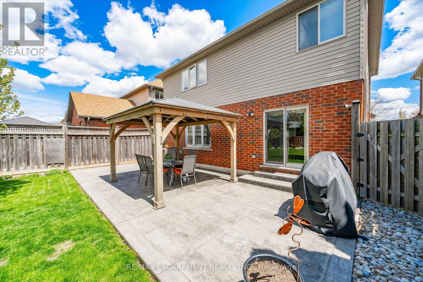 41 Tanglewood Drive, Hamilton, Ontario  L0R 1C0 - Photo 42 - X12780142