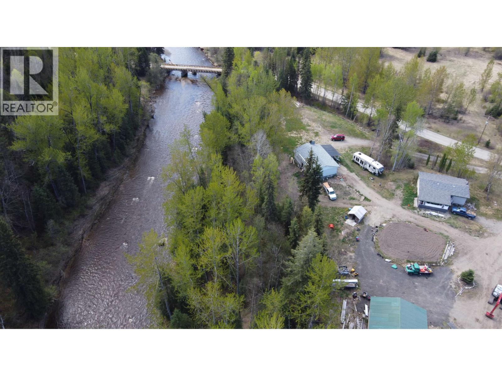 10860 Lake Creek Road, Hixon, British Columbia  V0K 1S0 - Photo 1 - R3122315