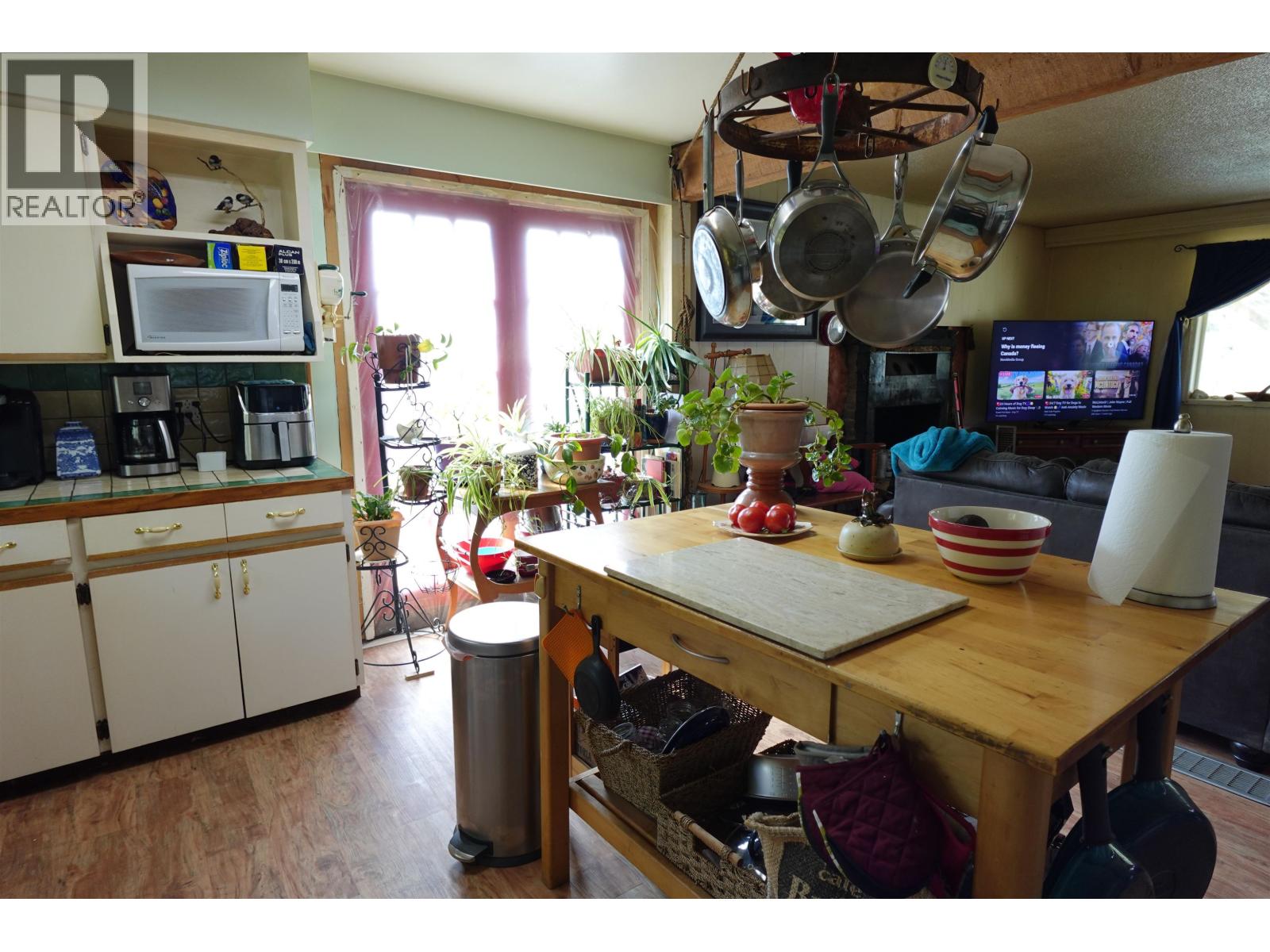 10860 Lake Creek Road, Hixon, British Columbia  V0K 1S0 - Photo 15 - R3122315