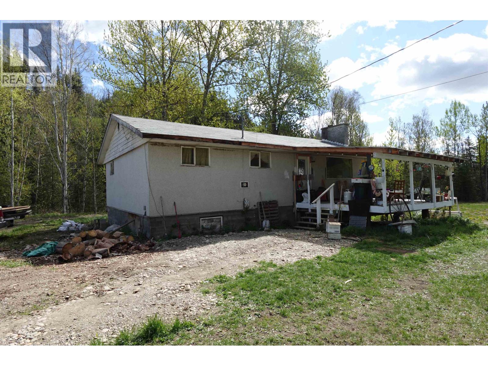 10860 Lake Creek Road, Hixon, British Columbia  V0K 1S0 - Photo 3 - R3122315