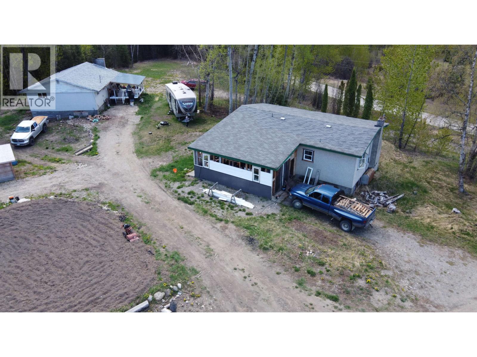 10860 Lake Creek Road, Hixon, British Columbia  V0K 1S0 - Photo 6 - R3122315