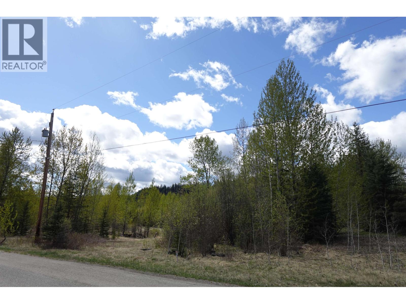 10860 Lake Creek Road, Hixon, British Columbia  V0K 1S0 - Photo 3 - C8078686