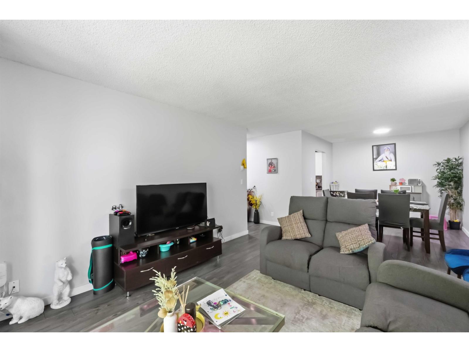 214 1760 Southmere Crescent Crescent, Surrey, British Columbia  V4A 6E5 - Photo 9 - R3113872