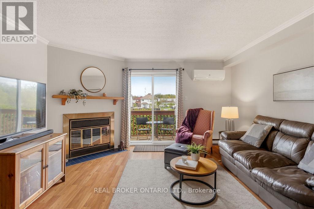 51 Haxby Private, Ottawa, Ontario  K1T 3B7 - Photo 5 - X13113992