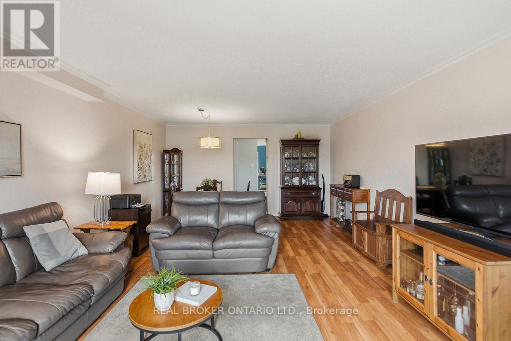 51 Haxby Private, Ottawa, Ontario  K1T 3B7 - Photo 9 - X13113992