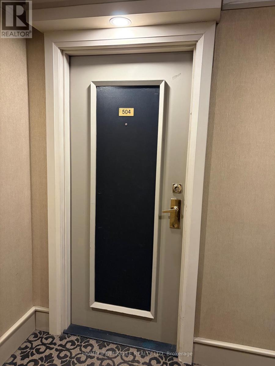 504 - 909 Bay Street N, Toronto, Ontario  M5S 3G2 - Photo 1 - C13114022